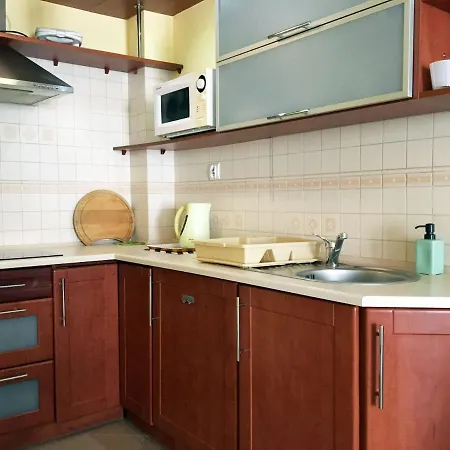 Apartament 2-pokojowy Ul. Portowa 14 *